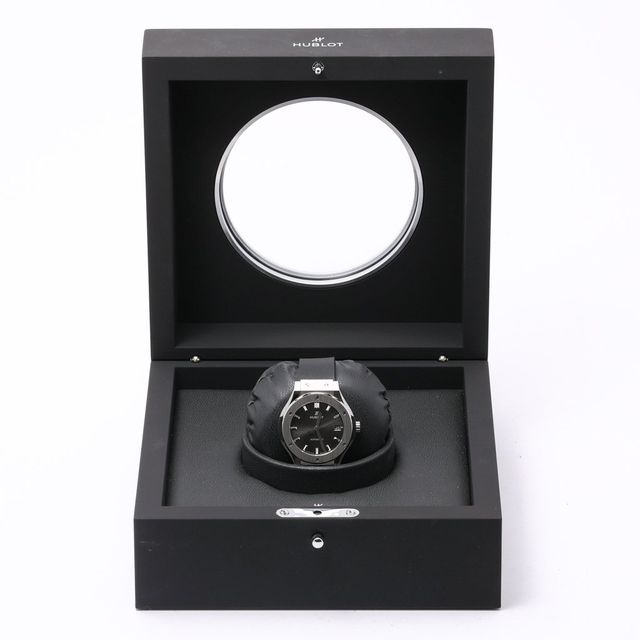 Hublot Classic Fusion 565.NX.7071.RX Image 5